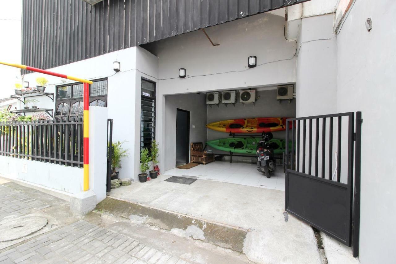 Reddoorz Near Graha Saba Ugm